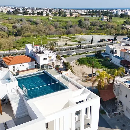 Pafia 2 - 402 1 Bed Appartement *